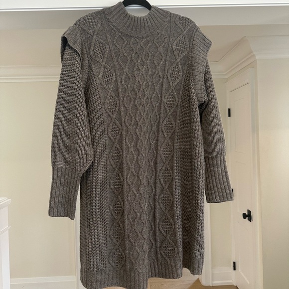 Joe Fresh Grey Crew Neck Cable Knit Sweater Dress - Size 1X - Picture 2 of 7